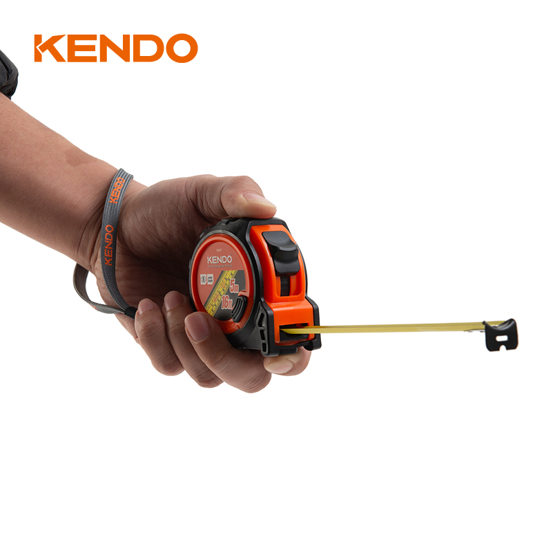 شريط قياس متري وبوصة